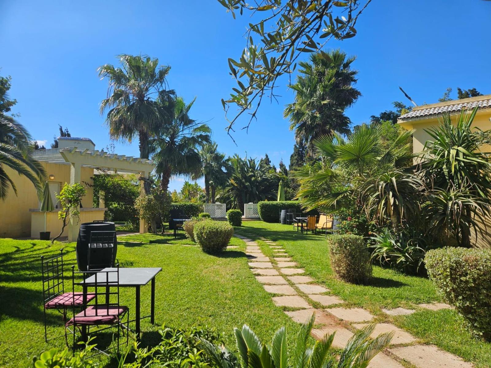 Bed and Breakfast Les Cypres Al-Dżadida Zewnętrze zdjęcie